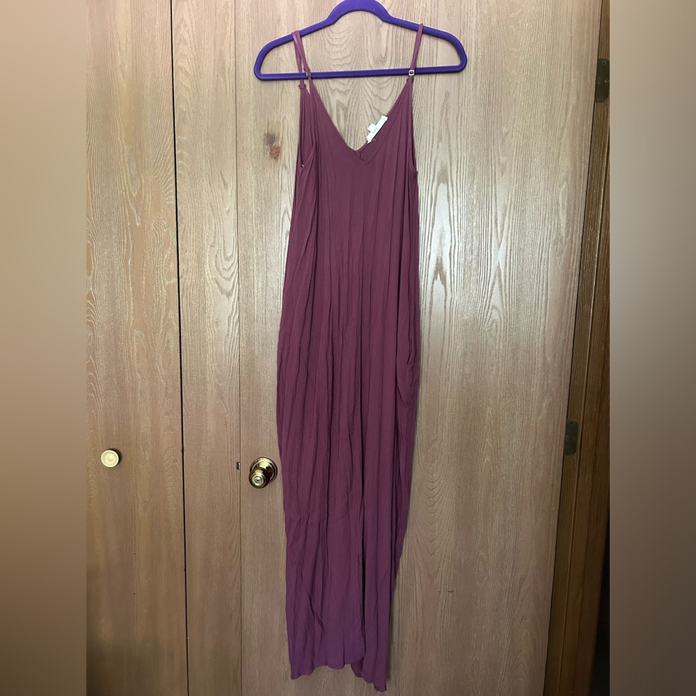 Dusty Rose maxi dress with adjustable straps and pockets